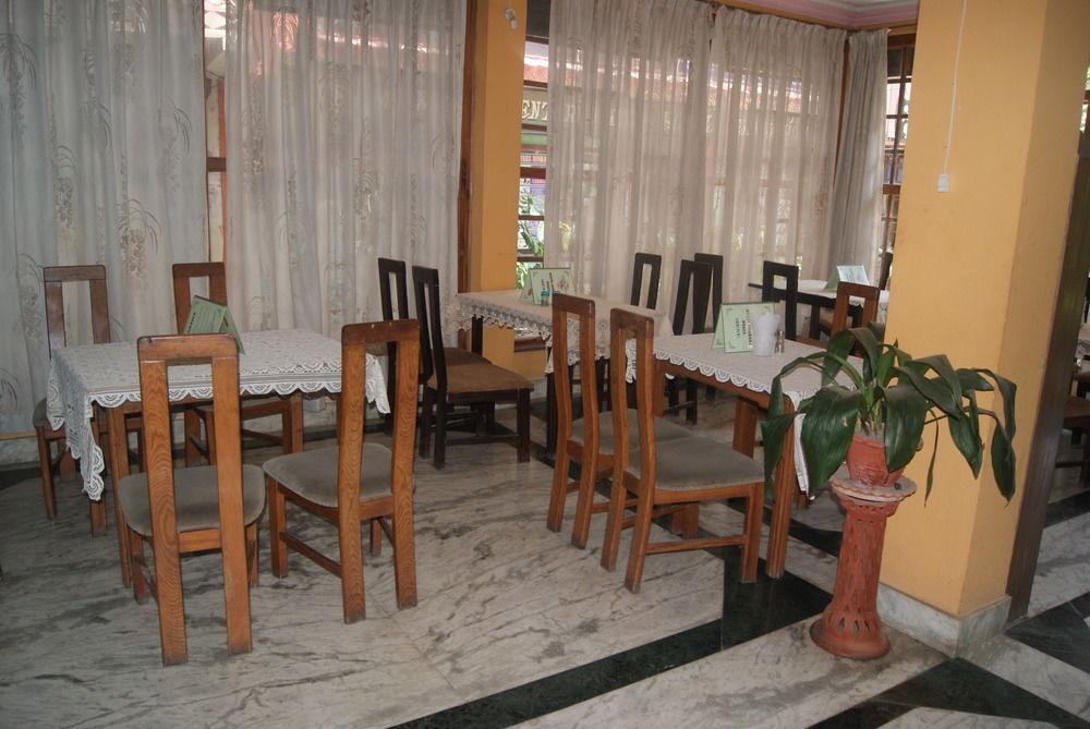 Hotel Pokhara Peace Katmandú Exterior foto