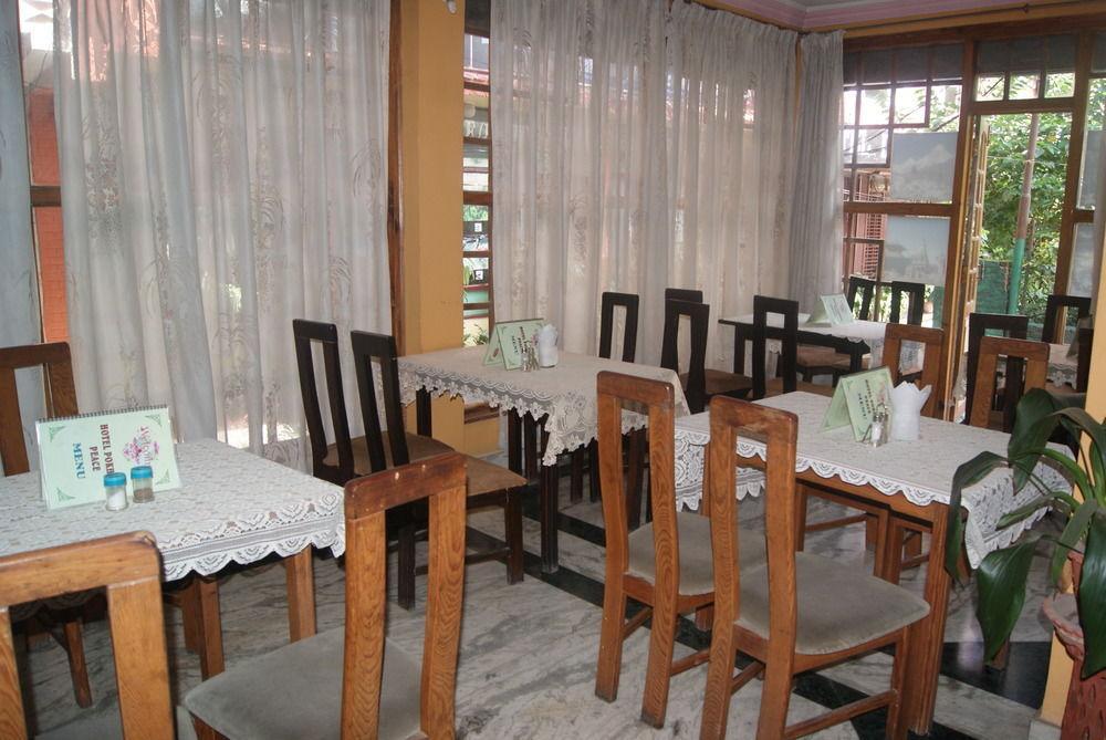 Hotel Pokhara Peace Katmandú Exterior foto