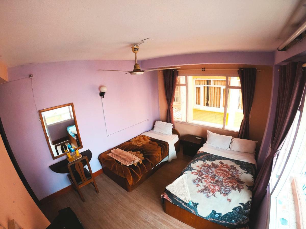 Hotel Pokhara Peace Katmandú Exterior foto
