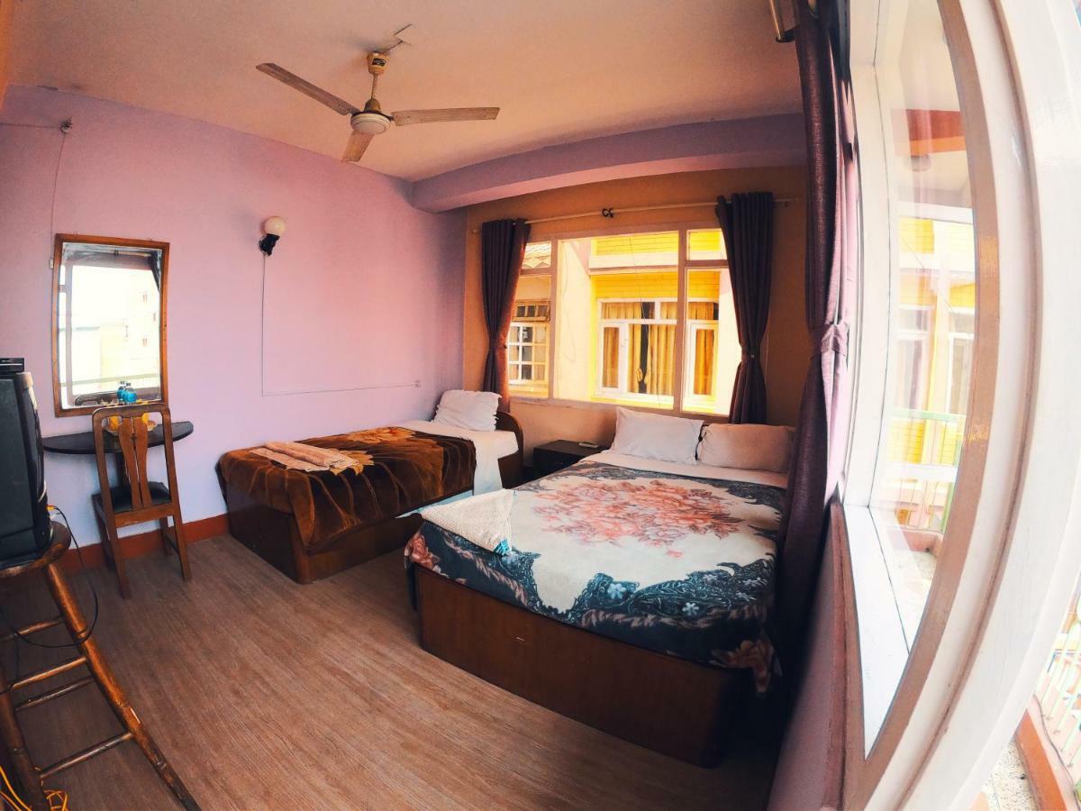 Hotel Pokhara Peace Katmandú Exterior foto